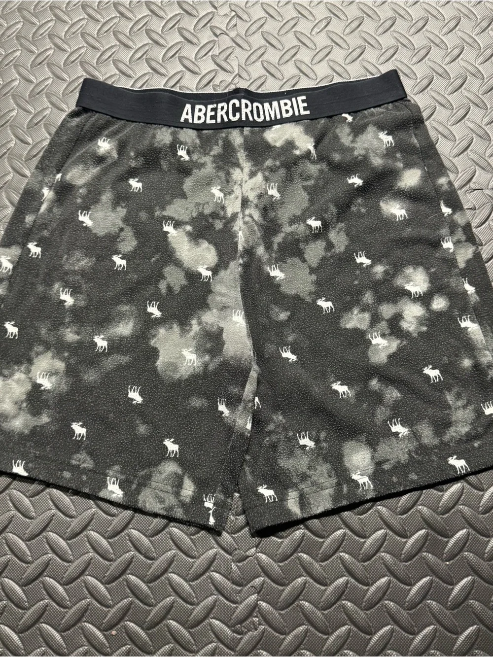 Abercrombie Kids Sleep Shorts Size 15/16 Black Tie Dye Moose Pajama